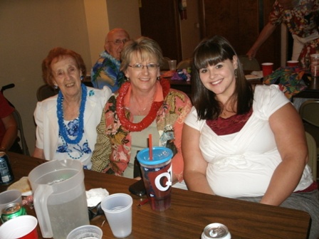 Theresa_Willfinger_niece_Debbie_great_Niece_Whitney.jpg.jpg